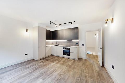 1 bedroom apartment to rent, Millers Terrace, London