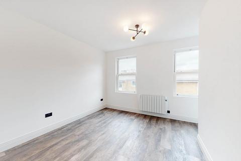 1 bedroom apartment to rent, Millers Terrace, London