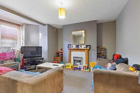 undefined, Pinderfields Road, Wakefield, WF1