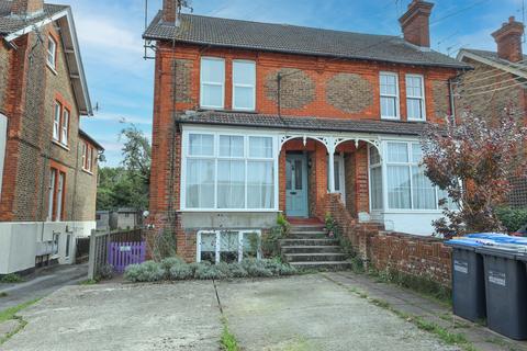 3 bedroom maisonette for sale, Mill Road, Burgess Hill, RH15