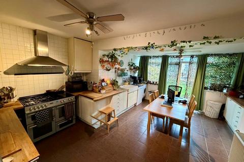 undefined, Willingale Road, Loughton