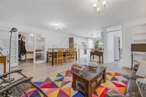 2 bedroom apartment to rent, Stonegrove, Edgware, HA8