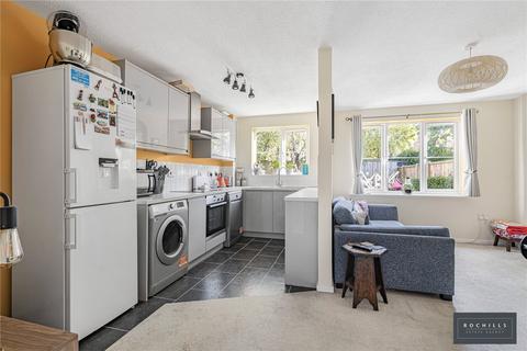 undefined, Sullivans Reach, Walton-on-thames, Surrey, KT12