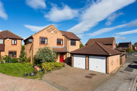 4 bedroom detached house for sale, Middlecroft Drive, York YO32