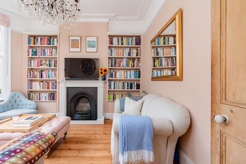 5 Ambra Terrace, Bristol, BS8 4RG