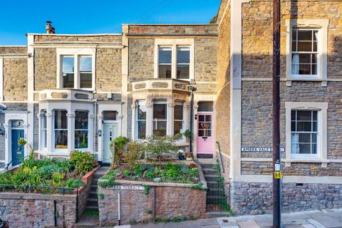 5 Ambra Terrace, Bristol, BS8 4RG