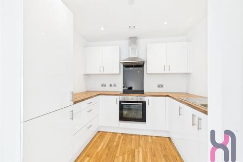 2 bedroom flat for sale, Media City, Michigan Point Tower D, 18 Michigan Avenue, Salford, M50