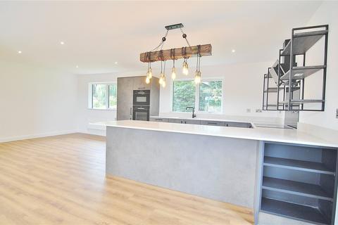 3 bedroom bungalow for sale, Selwyn Close, Ryeford, Stonehouse, Gloucestershire, GL10