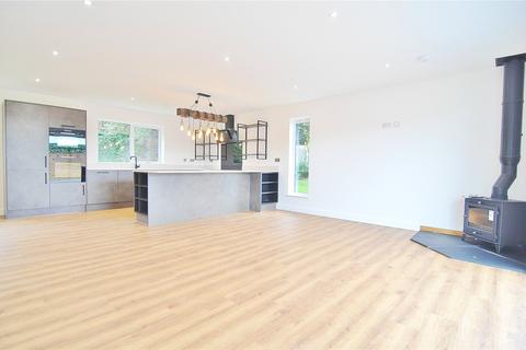 3 bedroom bungalow for sale, Selwyn Close, Ryeford, Stonehouse, Gloucestershire, GL10