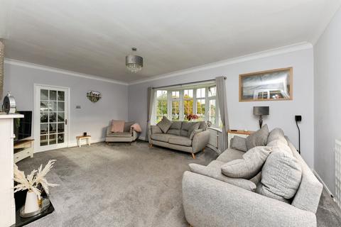 Four Winds Barton Street, Laceby, Grimsby, DN37 7LF