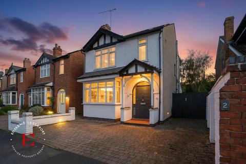 4 bedroom detached house for sale, Bertie Road, Kenilworth, CV8
