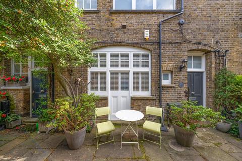 undefined, Clifton Hill, St John's Wood NW8