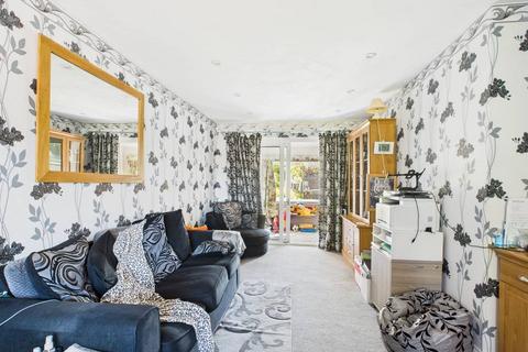 138 Hithermoor Road, Staines, TW19 6BB