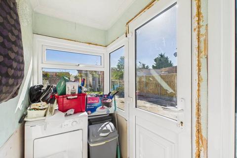 138 Hithermoor Road, Staines, TW19 6BB