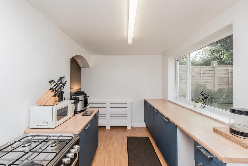 Fitted Kitchen:
