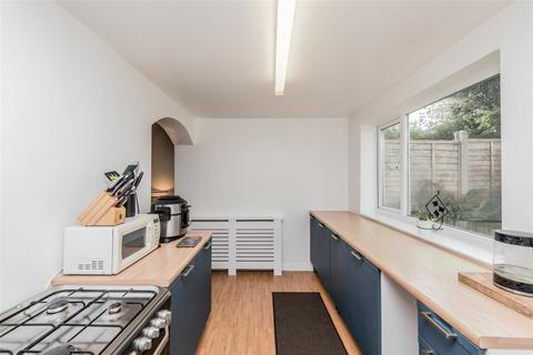 undefined, Stonebridge Avenue, Leeds