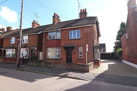 46 Basils Road, Stevenage, SG1 3PX