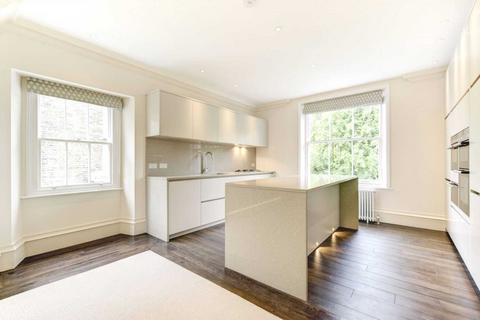 3 bedroom apartment to rent, Addison Road, Kensington, W14