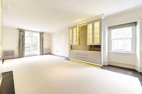3 bedroom apartment to rent, Addison Road, Kensington, W14
