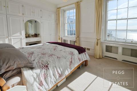 3 bedroom apartment for sale, Royal Marina Court, Beacon Terrace, Torquay