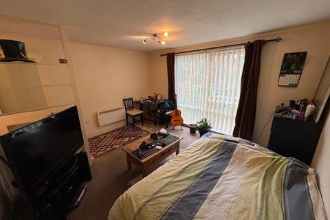 1 bedroom apartment for sale, Spathfield Court, Holmfield Close, Heaton Norris, Stockport