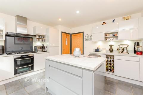 4 bedroom detached house for sale, Schooner Walk, Upnor, Rochester, Kent