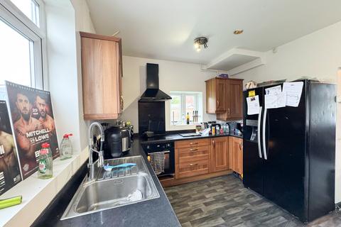10 Beverley Avenue, Denton, Manchester, M34 7TJ