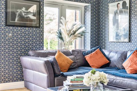 5 bedroom detached house for sale, Bagshot Road, Chobham, Surrey, GU24