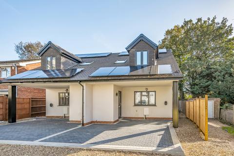 3 bedroom semi-detached house for sale, Mitcham Close, Berkshire RG2