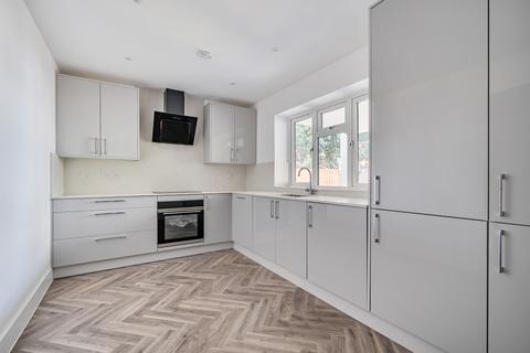 3 bedroom semi-detached house for sale, Mitcham Close, Berkshire RG2