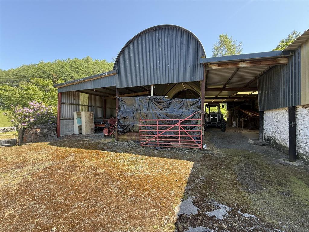 Duth hay barn