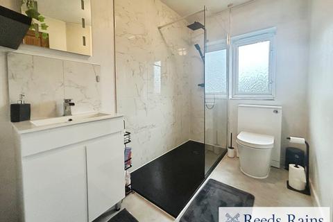 2 bedroom terraced house for sale, Maurice Street, Greater Manchester M6