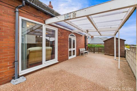 2 bedroom bungalow for sale, Prospect Park, Scarborough YO12