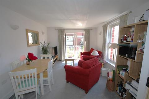 undefined, Flagstaff Court, Canterbury