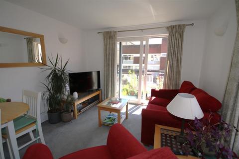 undefined, Flagstaff Court, Canterbury