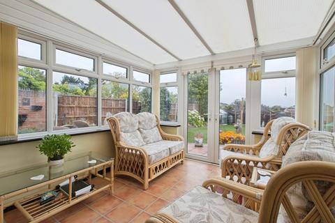 3 bedroom detached house for sale, Bean Road, Bexleyheath DA6