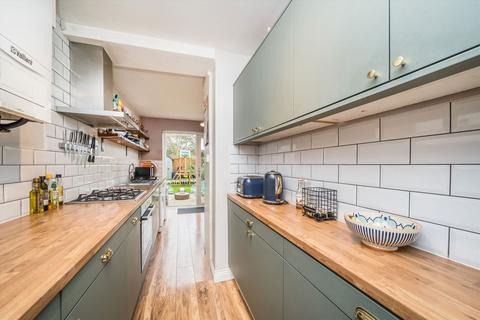 3 bedroom end of terrace house for sale, Hazelbank, Surbiton KT5