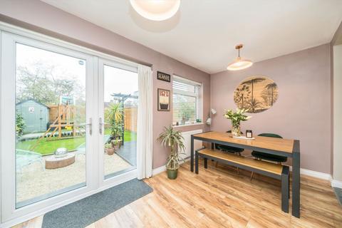 3 bedroom end of terrace house for sale, Hazelbank, Surbiton KT5