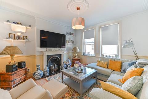 2 bedroom flat for sale, Bavent Road, Camberwell, London, SE5