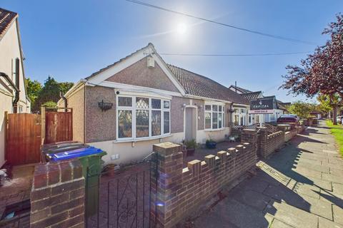 2 bedroom semi-detached house for sale, Woodlands Avenue, Sidcup DA15