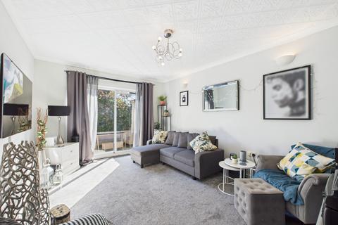 2 bedroom semi-detached house for sale, Woodlands Avenue, Sidcup DA15
