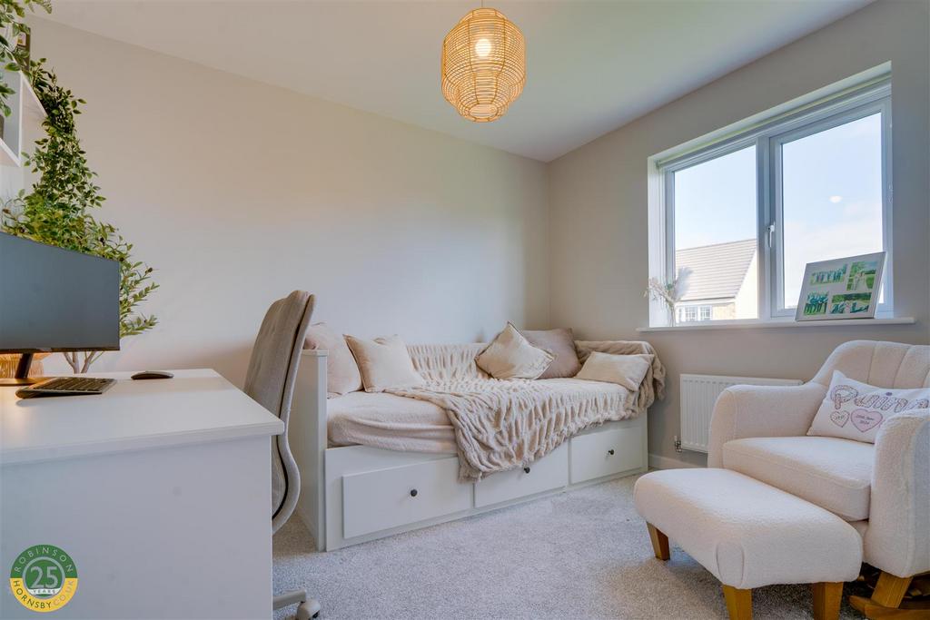 Bedroom 2- 1.jpg