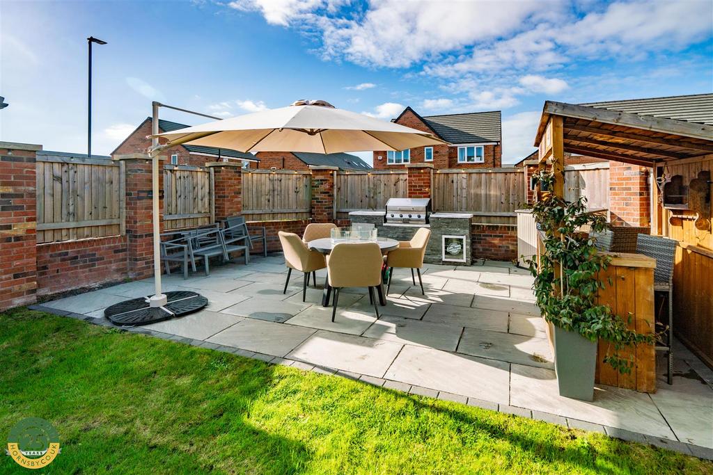 Rear Garden 3.jpg