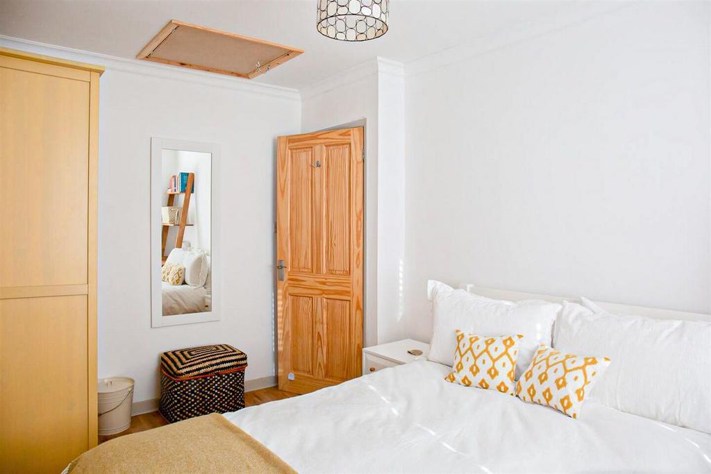 Bedroom2 1 Alto.jpg