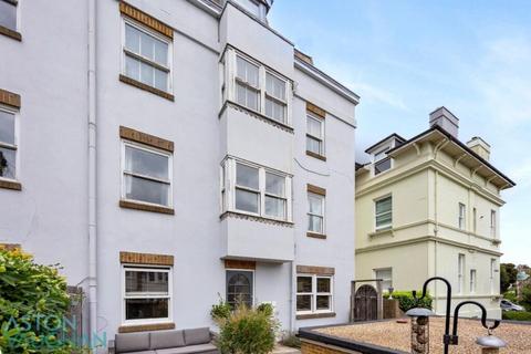Cumberland Road, Brighton BN1