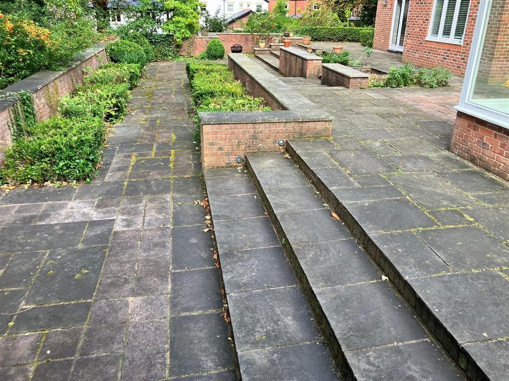 Garden 5.jpg