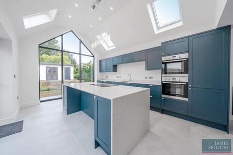 4 bedroom detached house for sale, Victoria Court, Kibworth Beauchamp