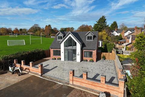 4 bedroom detached house for sale, Victoria Court, Kibworth Beauchamp