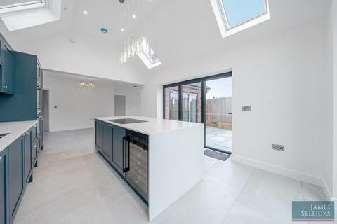 4 bedroom detached house for sale, Vitrum House, Kibworth Beauchamp