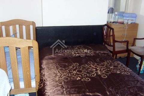 2 bedroom terraced house to rent, Brewery Lane, Dewsbury